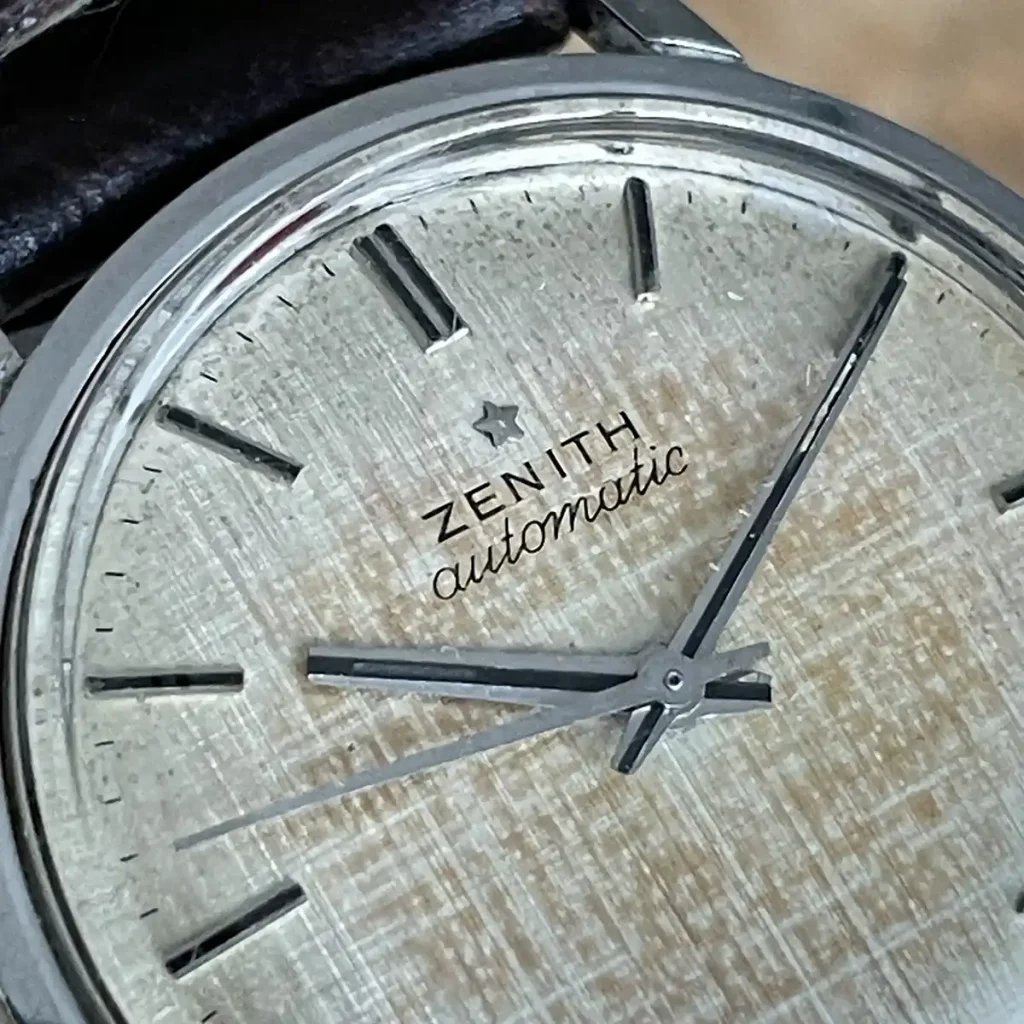patine lin sur montre zenith