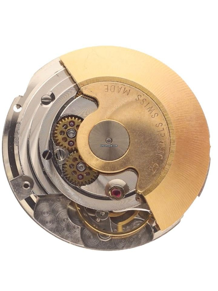 2472 ETA , mouvement de la Chronometre bucherer 36 mm en gros plan, de face