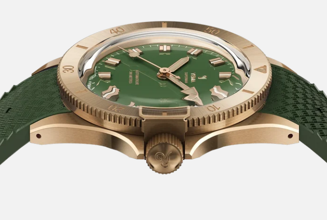 Superman YEMA bronze cadran et bracelet verts
